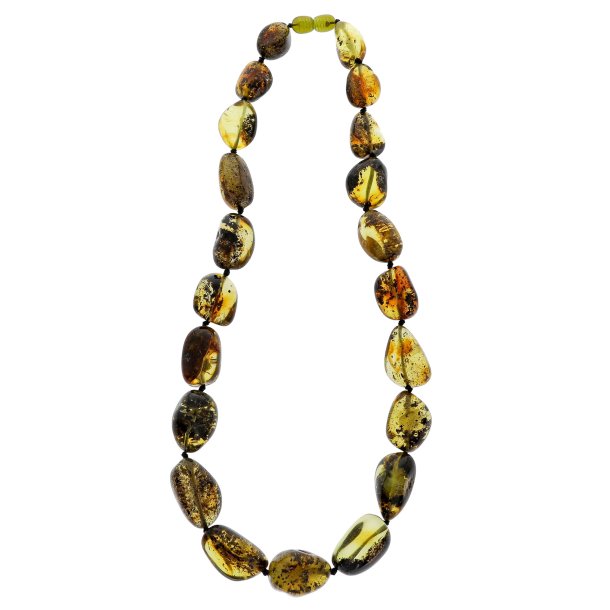 Wundersch�ne handgefertigte Kette mit den sch�nsten Erdbernsteinklumpen