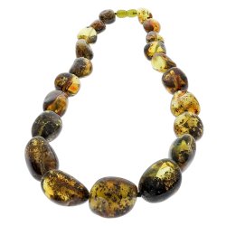 Wundersch�ne handgefertigte Kette mit den sch�nsten Erdbernsteinklumpen