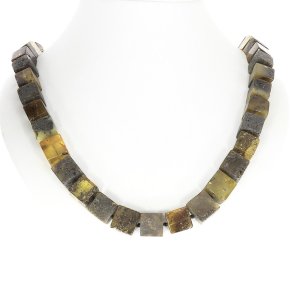 En stor Ravkde Af gte Terningformet Jordrav 