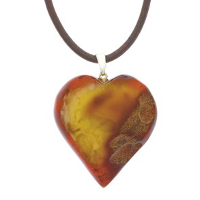 Hjerte Vedhng Hndlavet Af Vestkysten Rav