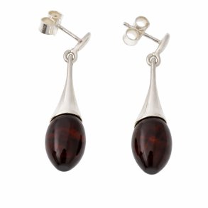 Sch�ne Silberohrringe mit einem kleinen Tropfen aus dunklem Bernstein
