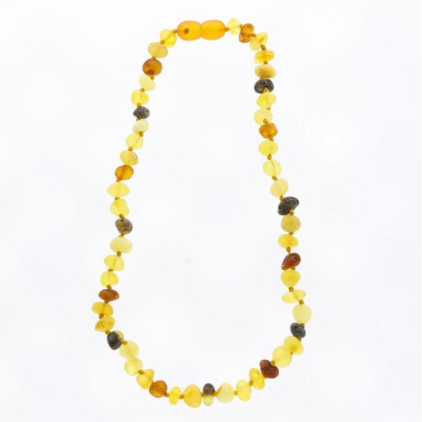 Brnekde Af Naturformet Upoleret Ravperler