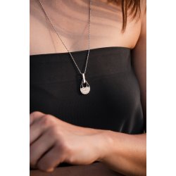 Halskde med "Strandblger " og strandsand