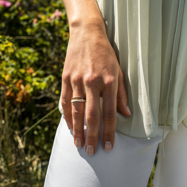 Ring " Strandwellen " mit Bernstein