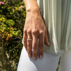 Ring " Strandwellen " mit Bernstein, vergoldet