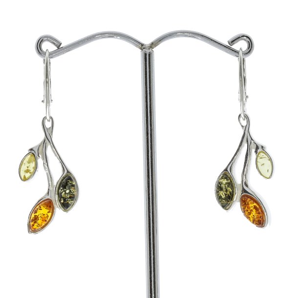 Den Flydende Glamour i farver - gte rav og slv reringe 