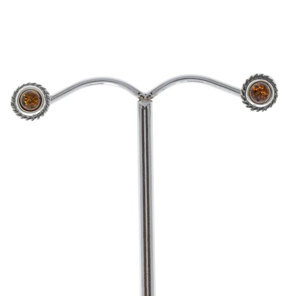 Solstrle restikker af Rav