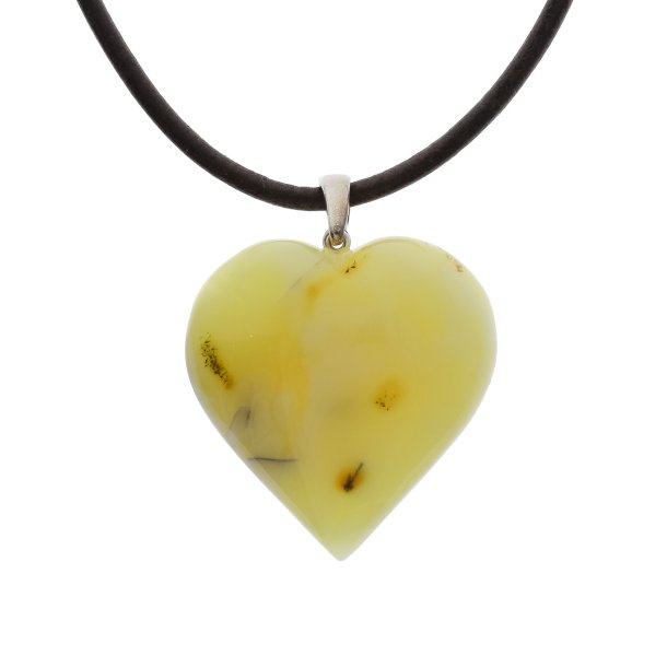 Smukkeste vesterhvet rav hjerte af mlke rav