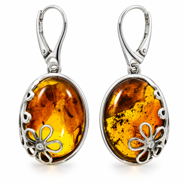 Unikke h�ndlavede ovale rav�reringe i gyldent cognac rav og 925 sterling s�lv med blomstermotiv
