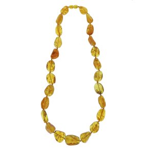 Elegant Kde Med gte Honningfarvet Ravklumper