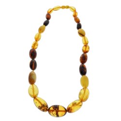 Entz�ckende Kette aus ellipsenf�rmigen Bernsteinst�cken