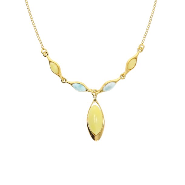 Smuk forgyldt halsk�de i m�lke rav og Larimar-sten (med caribisk bl� farve)