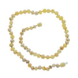 Die absolut sch�ne Perlenkette aus dem seltensten cremewei�en Bernstein