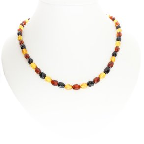 Diamantfacetter formet Ravhalskde i oliven form 