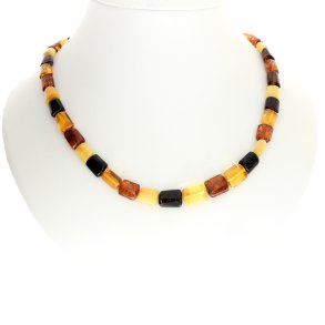 Moderne Rav Halskde med i forskellige farver