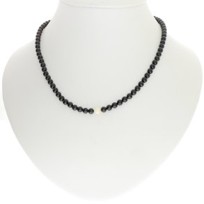 Mrkebrun Halskde med gte ravperler 