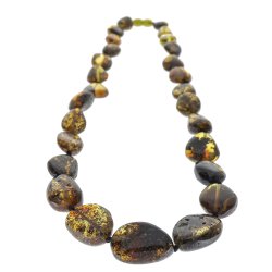 Einzigartige Bernsteinkette aus feinsten gr�nen Bernsteinst�cken