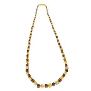 Yndig Kde Af Kubeformet Ravstykker