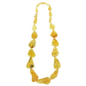 Flot Og Unik Mlkeravs Kde / Schne und einzigartige Milchrabenkette