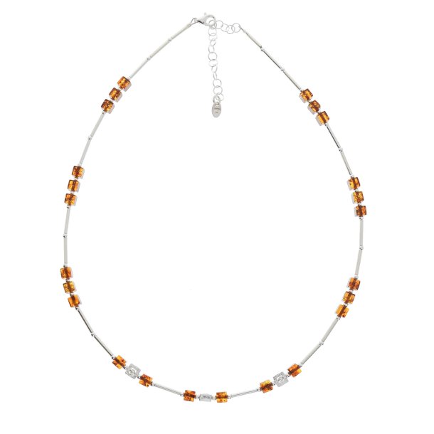 Halskder af gte rav formet som kuber med slvelementer 