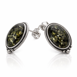 Sch�ne und klassische ovale Bernstein-Ohrringe