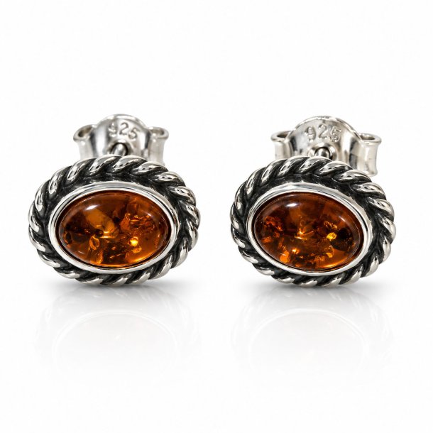 Ovale Ohrstecker mit Echtem Cognacfarbenem Baltischen Bernstein in Oxidiertem 925 Sterling Silber