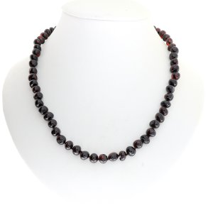 Ravkde Af Det Flotteste Vesterhavs Ravperler i mrk kirsebrfarve