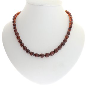 Diamantfacetter formet Ravhalskde 