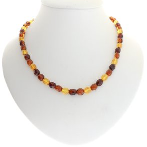 Diamantfacetter formet Ravhalskde i blandede farver