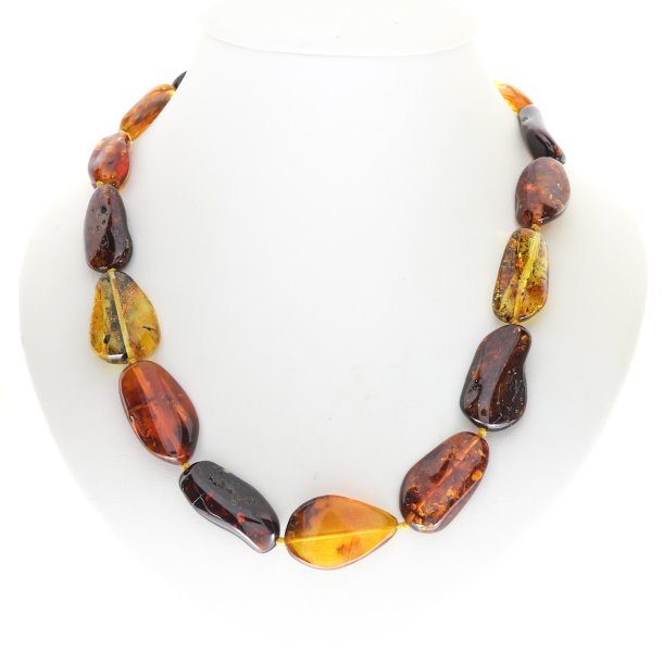 Naturformet Ravkde Af De Smukkeste Ravstykker