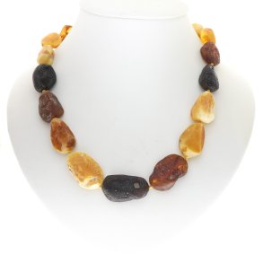 Naturlig Ravkde Af De Smukkeste Ravstykker ikke poleret 