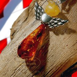 Weihnachtsengel aus echtem Bernstein Anh�nger