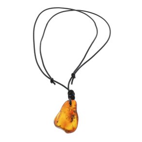 Lderkde Med Et Naturformet Ravklump