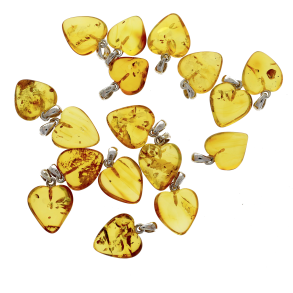 Hjerte vedhng af rav gul gennemsigtig